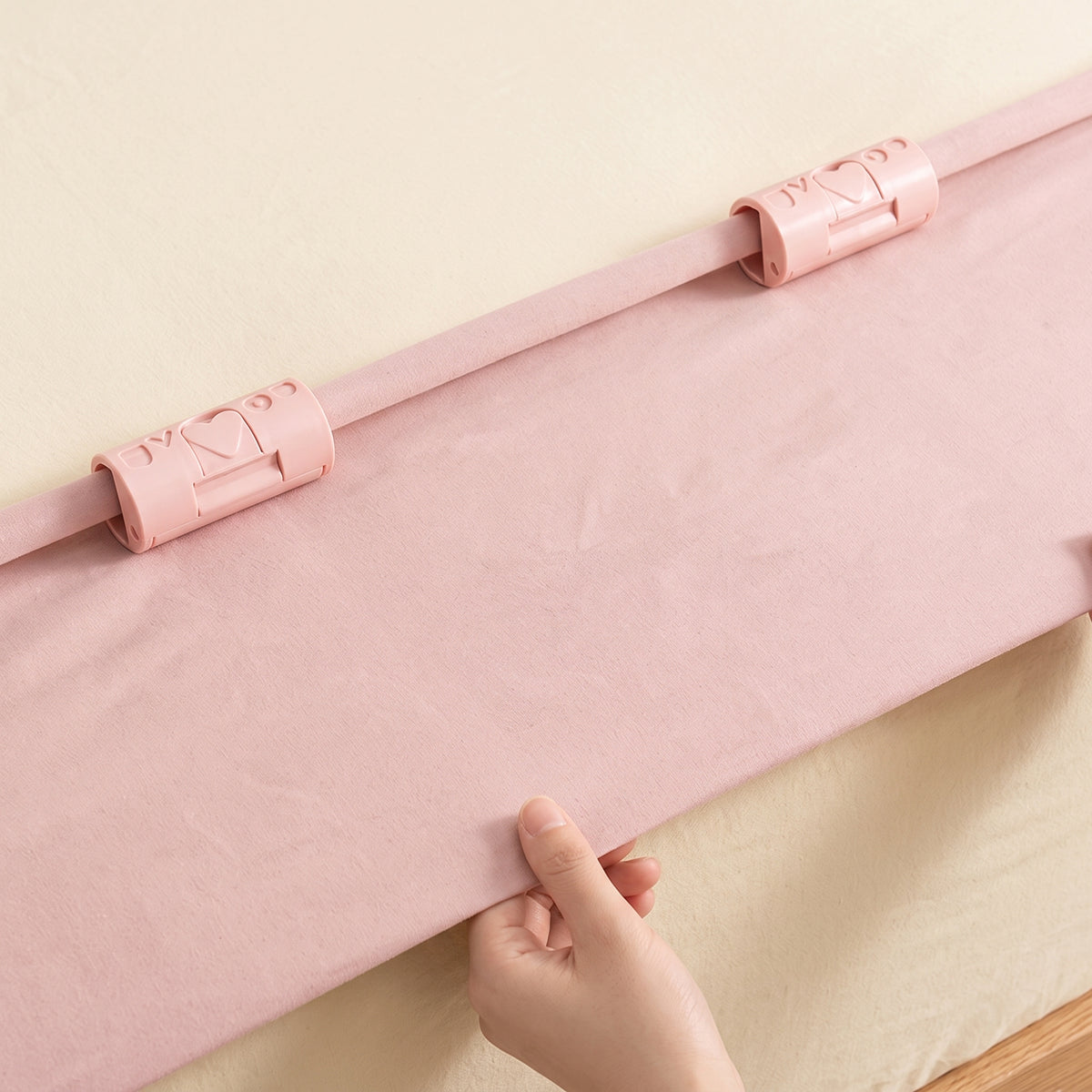 💕Buy 1 Get 1 Free🎁🛏️Smart Bed Sheet Holder Clips-Secure & Easy Fit