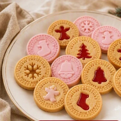 🔥50% OFF🎄Festive Christmas Cookie Cutter Set 3D Holiday Baking Stamps