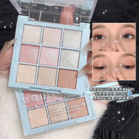 Nine-Color Snowflake Eyeshadow Palette