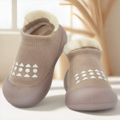 🔥 Factory Direct Sale – Up to 50% Off! 👶 Baby Sock Shoes for Boys & Girls (0–3 Years). Soft, Lightweight & Breathable. Non-Slip Sole for First Walkers. Perfect for Indoor & Outdoor Use. Comfortable, Adorable & Easy to Wear.